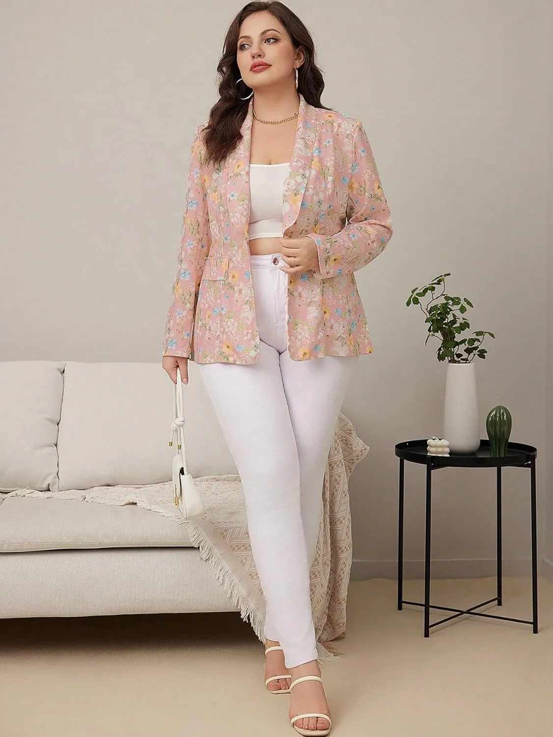 WDIRARA Women's Plus Size Lapel Collar Open Front Graffiti Graphic Button Blazer Jacket